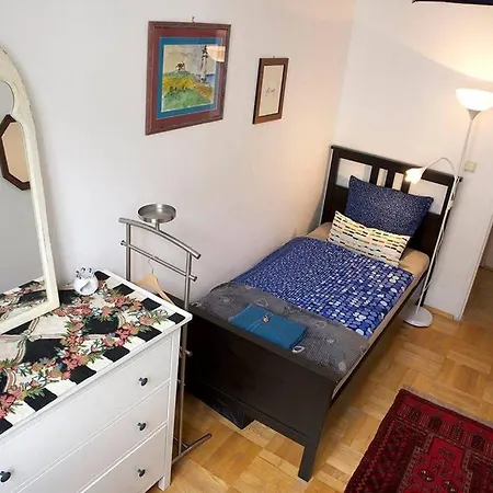 Apartment Central Sunny Quiet 3 Bedroom